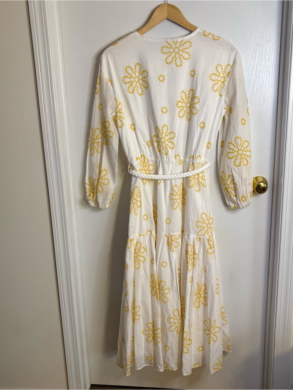 NWT ALEXIS Floral Embroidered Eyelet Lined Belted Tiered Maxi Boho Resort Party - Picture 4 of 9